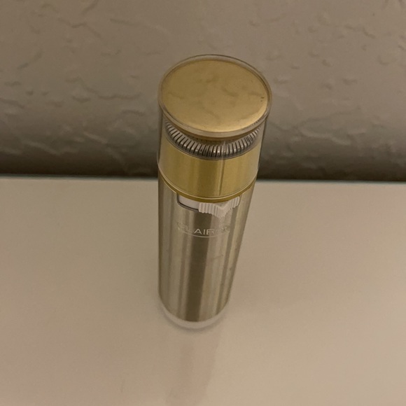 Clairol Electric Razor - Picture 2 of 2